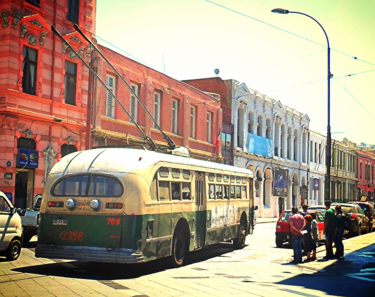  History on Wheels: Trolleybuses in Valparaíso